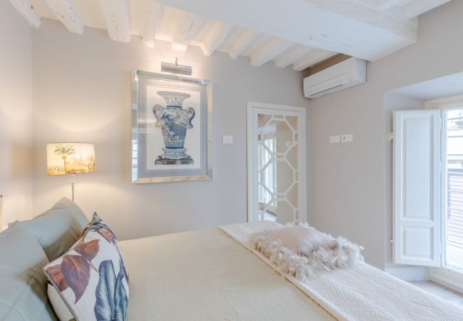 Appartement à Lucca - Luxury Apartment with Private Garden inside Lucca Appartement à Lucca - Luxury Apartment with Private Garden inside Lucca