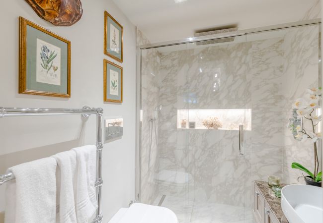 Appartement à Lucca - Luxury Apartment with Private Garden inside Lucca Appartement à Lucca - Luxury Apartment with Private Garden inside Lucca