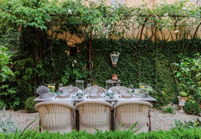 Appartement à Lucca - Luxury Apartment with Private Garden inside Lucca Appartement à Lucca - Luxury Apartment with Private Garden inside Lucca