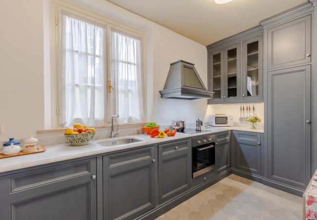 Appartement à Lucca - Smart and Luxury 2 bedrooms 2 bathrooms first floor apartment centrally located inside the walls of Lucca Appartement à Lucca - Smart and Luxury 2 bedrooms 2 bathrooms first floor apartment centrally located inside the walls of Lucca