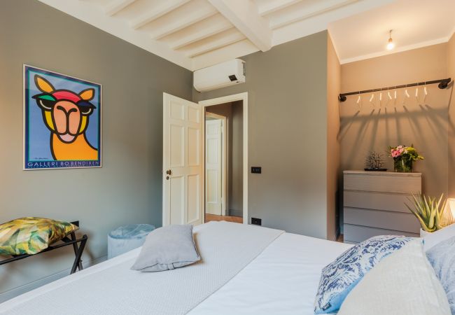 Appartement à Lucca - 2 bedrooms Modern Penthouse with View in Lucca Appartement à Lucca - 2 bedrooms Modern Penthouse with View in Lucca