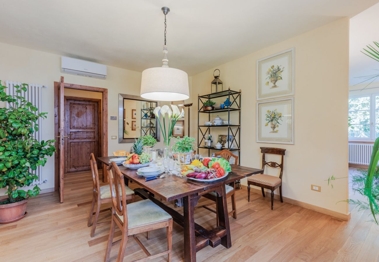 Villa à Lucques - Charming Cottage with Private Pool in Lucca Villa à Lucques - Charming Cottage with Private Pool in Lucca