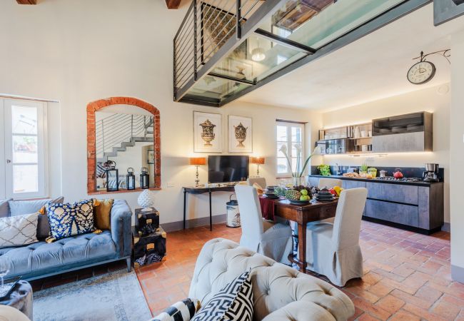 Appartement à Lucca - Casa Lucky, Romantic Modern 3 bedrooms Penthouse inside the Walls of Lucca Appartement à Lucca - Casa Lucky, Romantic Modern 3 bedrooms Penthouse inside the Walls of Lucca