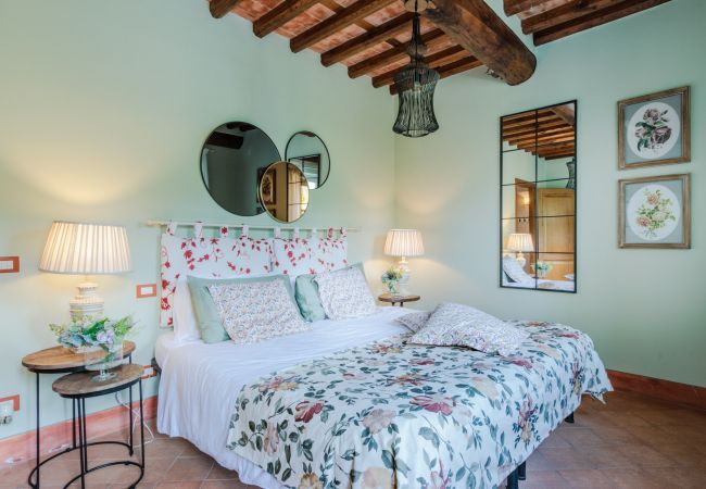 Appartement à Monte San quirico - One Bedroom Farmhouse Apartment with shared Pool in Fattoria Sardi Wine Resort in Lucca Appartement à Monte San quirico - One Bedroom Farmhouse Apartment with shared Pool in Fattoria Sardi Wine Resort in Lucca