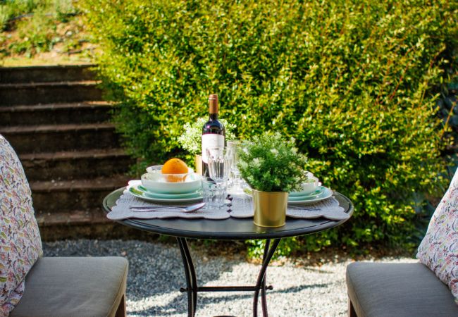 Appartement à Monte San quirico - One Bedroom Farmhouse Apartment with shared Pool in Fattoria Sardi Wine Resort in Lucca Appartement à Monte San quirico - One Bedroom Farmhouse Apartment with shared Pool in Fattoria Sardi Wine Resort in Lucca