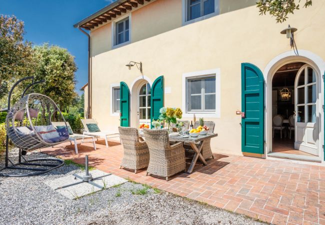Appartement à Monte San quirico - Elisa Farmhouse Apartment in Wine Resort in Lucca Appartement à Monte San quirico - Elisa Farmhouse Apartment in Wine Resort in Lucca