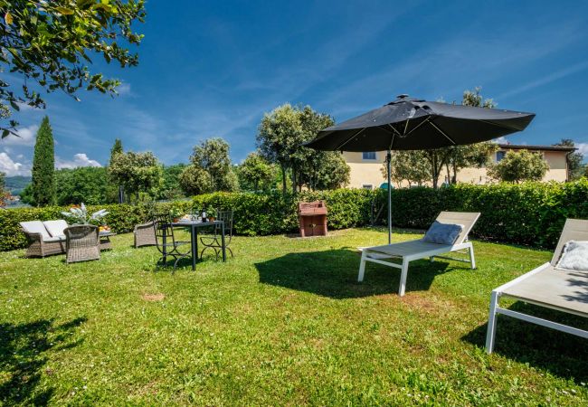 Appartement à Monte San quirico - Anna Farmhouse Apartment in Wine Resort in Lucca Appartement à Monte San quirico - Anna Farmhouse Apartment in Wine Resort in Lucca