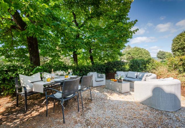 Appartement à Monte San quirico - Maria Farmhouse Apartment in Wine Resort in Lucca Appartement à Monte San quirico - Maria Farmhouse Apartment in Wine Resort in Lucca