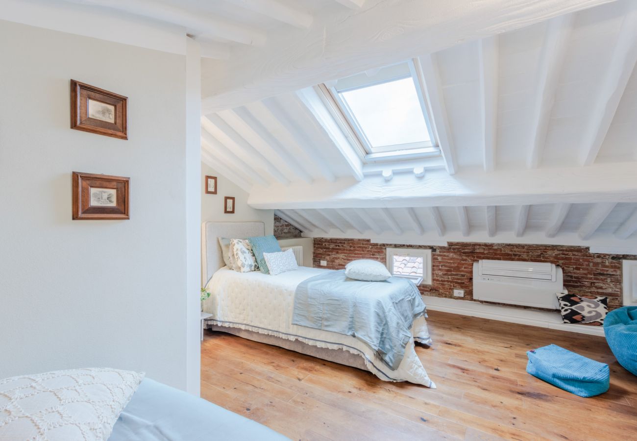 Appartement à Lucques - 3 bedrooms Apartment by the Lucca Cathedral Appartement à Lucques - 3 bedrooms Apartment by the Lucca Cathedral