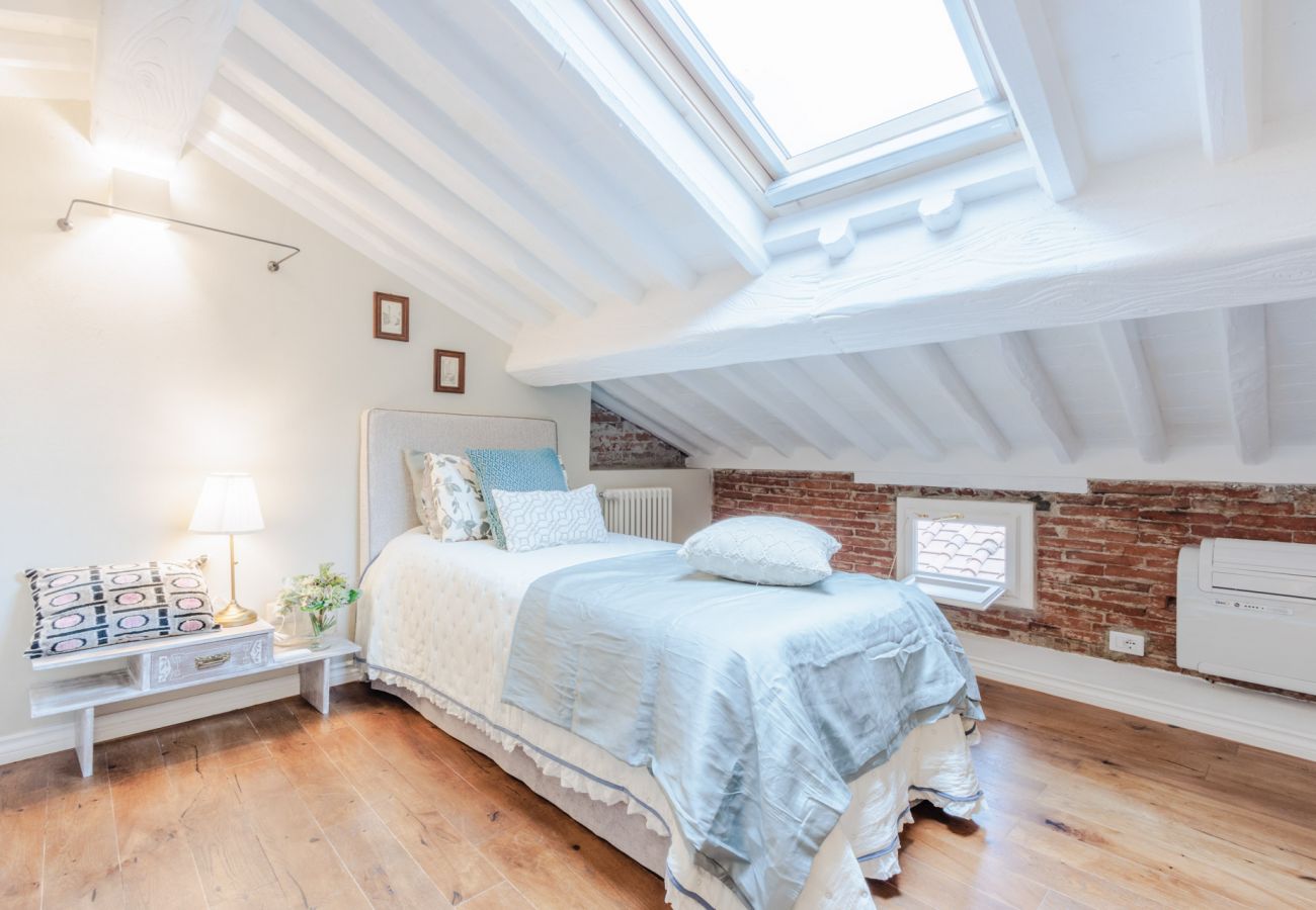 Appartement à Lucques - 3 bedrooms Apartment by the Lucca Cathedral Appartement à Lucques - 3 bedrooms Apartment by the Lucca Cathedral