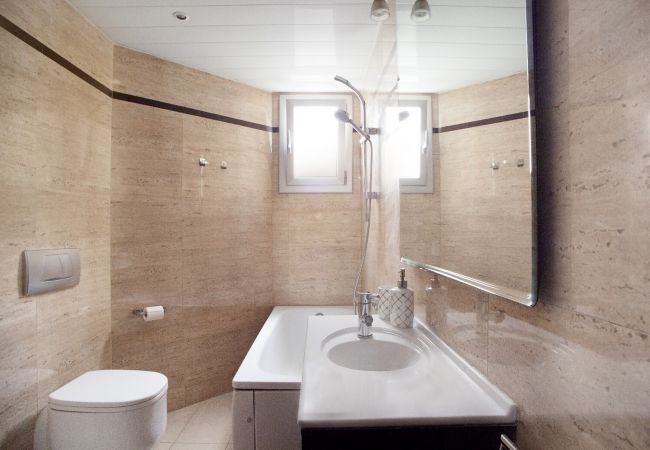 Appartement à Barcelona - Appartement lumineux, grand et central à Barcelone Appartement à Barcelona - Appartement lumineux, grand et central à Barcelone