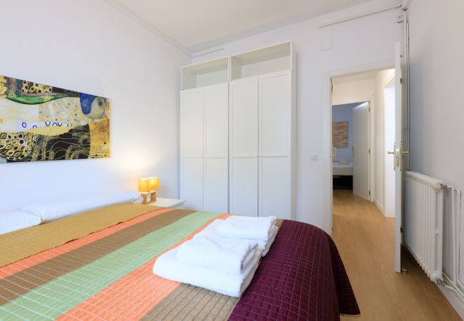Appartement à Barcelone - Appartement avec terrasse privée, 3 chambres, Eixample Appartement à Barcelone - Appartement avec terrasse privée, 3 chambres, Eixample