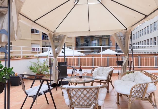 Appartement à Barcelone - Appartement avec terrasse privée, 3 chambres, Eixample Appartement à Barcelone - Appartement avec terrasse privée, 3 chambres, Eixample