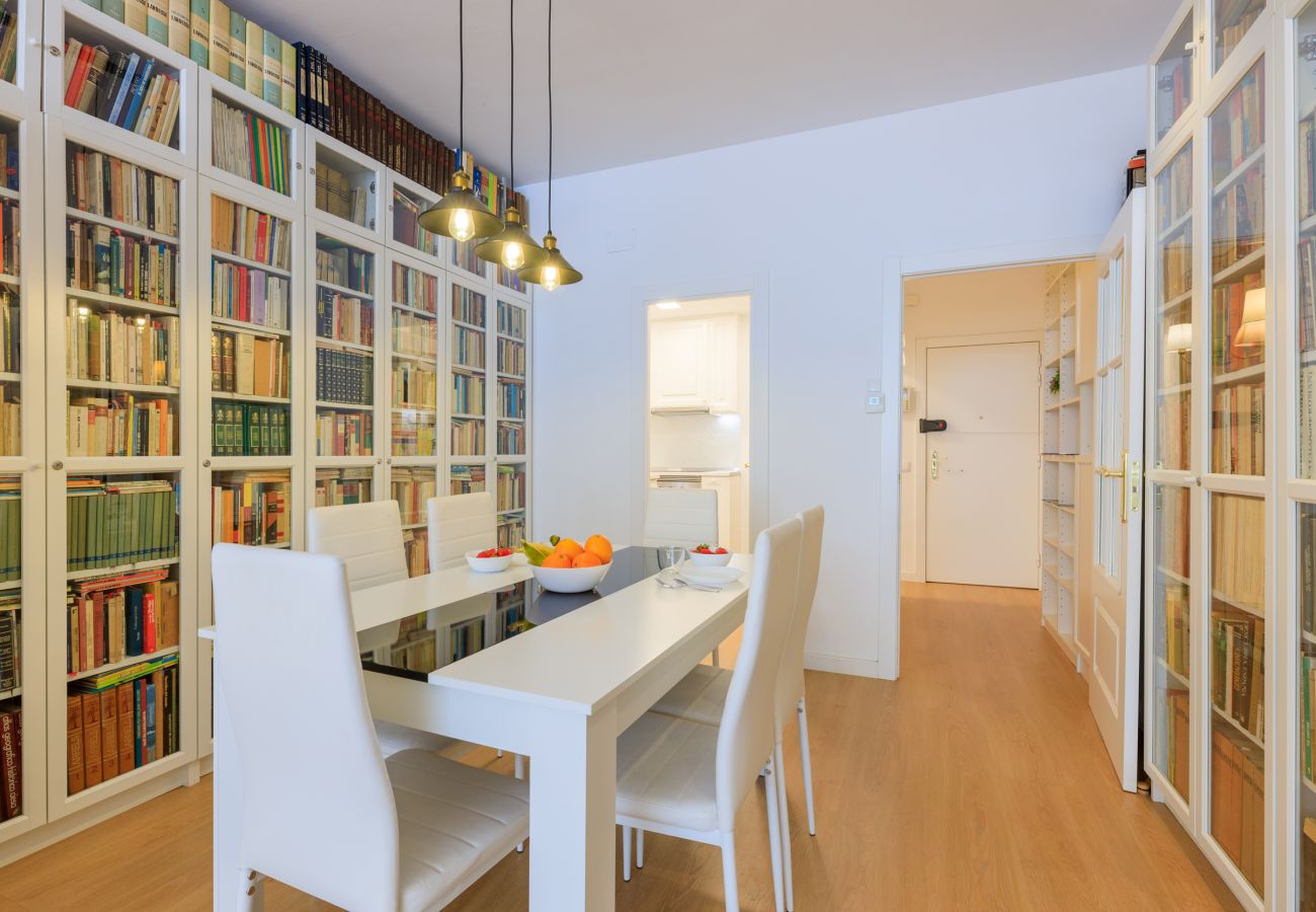 Appartement à Barcelone - Appartement avec terrasse privée, 3 chambres, Eixample Appartement à Barcelone - Appartement avec terrasse privée, 3 chambres, Eixample