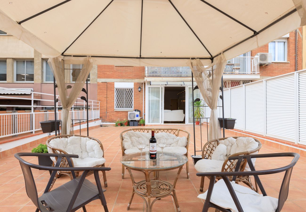 Appartement à Barcelone - Appartement avec terrasse privée, 3 chambres, Eixample Appartement à Barcelone - Appartement avec terrasse privée, 3 chambres, Eixample