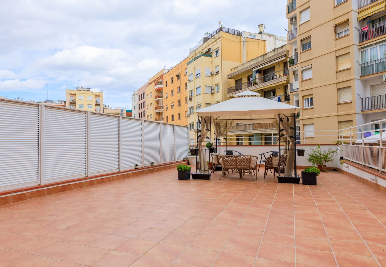 Appartement à Barcelone - Appartement avec terrasse privée, 3 chambres, Eixample Appartement à Barcelone - Appartement avec terrasse privée, 3 chambres, Eixample