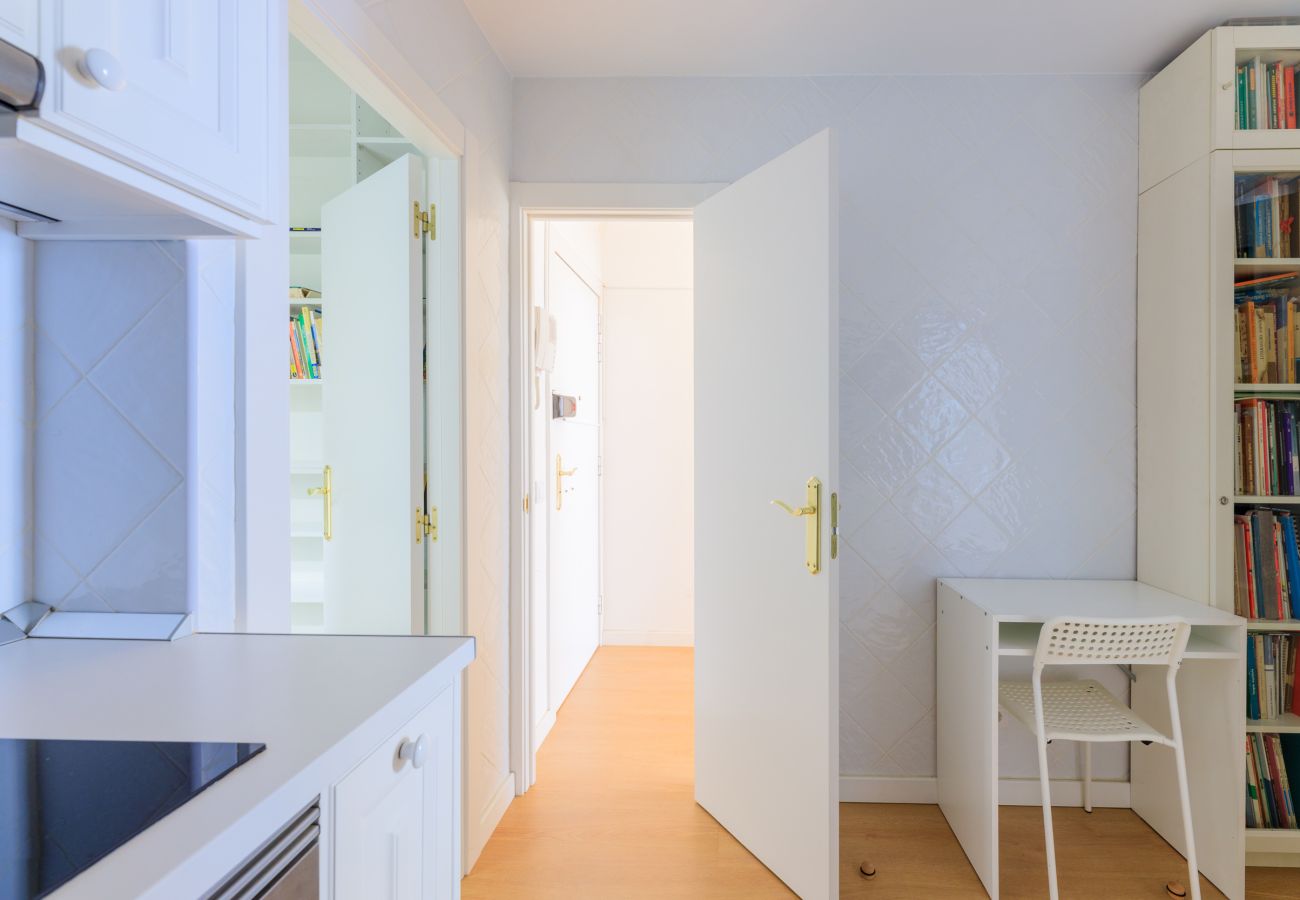 Appartement à Barcelone - Appartement avec terrasse privée, 3 chambres, Eixample Appartement à Barcelone - Appartement avec terrasse privée, 3 chambres, Eixample