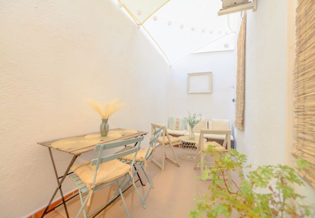 Appartement à Madrid - Atractivo apartamento de un dormitorio con patio interior junto al Intercambiador de Avenida América CTG83 Appartement à Madrid - Atractivo apartamento de un dormitorio con patio interior junto al Intercambiador de Avenida América CTG83