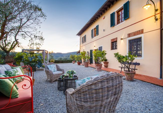 villa à Lucca - Villa Amore, a Romantic Hilltop Farmhouse in Lucca