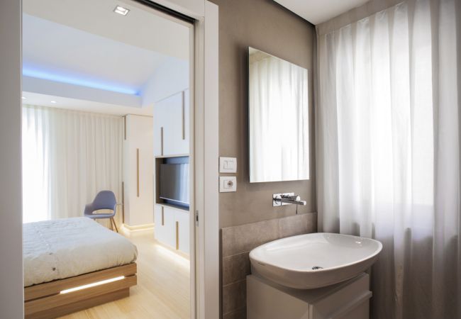 Appartement à Lucca - Canticle Lucca Luxury Apartment with Elevator, Terrace, Parking and Jacuzzi Appartement à Lucca - Canticle Lucca Luxury Apartment with Elevator, Terrace, Parking and Jacuzzi