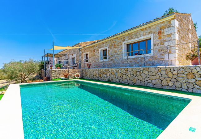 Villa à Sineu - Villa Caluix avec A/C, internet et piscine Villa à Sineu - Villa Caluix avec A/C, internet et piscine