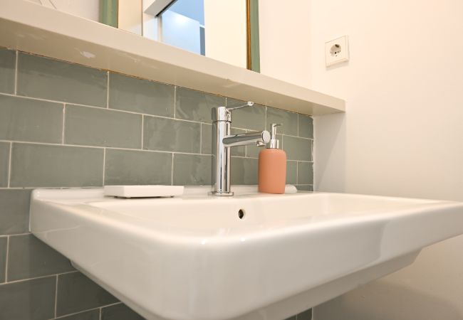 Appartement à Madrid -  Charmant appartement de 2 chambres : découvrez la vie authentique de Madrid dans votre propre espace Appartement à Madrid -  Charmant appartement de 2 chambres : découvrez la vie authentique de Madrid dans votre propre espace