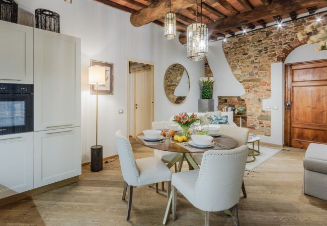 Appartement à Lucques - Convenient First Floor 2 Bedrooms Apartment With WiFi Appartement à Lucques - Convenient First Floor 2 Bedrooms Apartment With WiFi