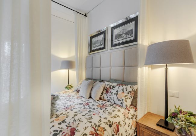 Appartement à Lucques - Luxury Home, Private Garden and Jacuzzi inside Lucca Appartement à Lucques - Luxury Home, Private Garden and Jacuzzi inside Lucca