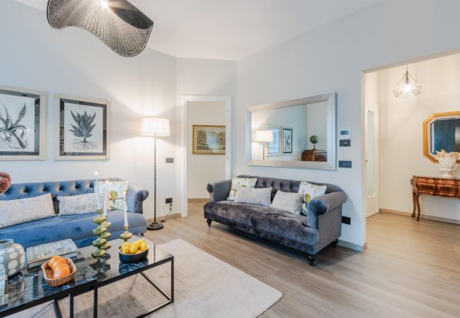 Appartement à Lucca - Modern 3 Bedrooms Apartment with Terrace inside the Walls of Lucca Appartement à Lucca - Modern 3 Bedrooms Apartment with Terrace inside the Walls of Lucca