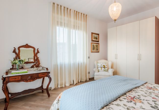 Appartement à Lucca - Modern 3 Bedrooms Apartment with Terrace inside the Walls of Lucca Appartement à Lucca - Modern 3 Bedrooms Apartment with Terrace inside the Walls of Lucca