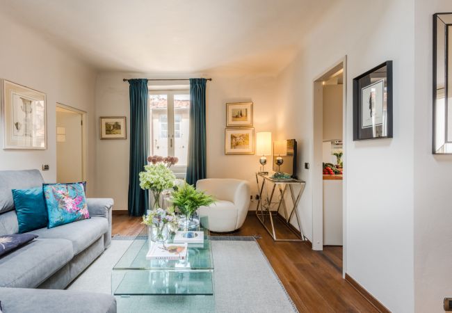 Appartement à Lucca - Panoramic Penthouse with Terrace, 2 bedrooms 2 bathrooms inside the Walls of Lucca Appartement à Lucca - Panoramic Penthouse with Terrace, 2 bedrooms 2 bathrooms inside the Walls of Lucca