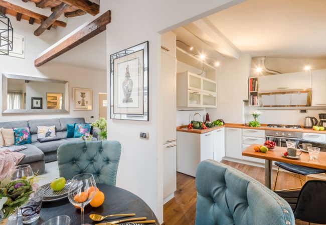 Appartement à Lucca - Panoramic Penthouse with Terrace, 2 bedrooms 2 bathrooms inside the Walls of Lucca Appartement à Lucca - Panoramic Penthouse with Terrace, 2 bedrooms 2 bathrooms inside the Walls of Lucca