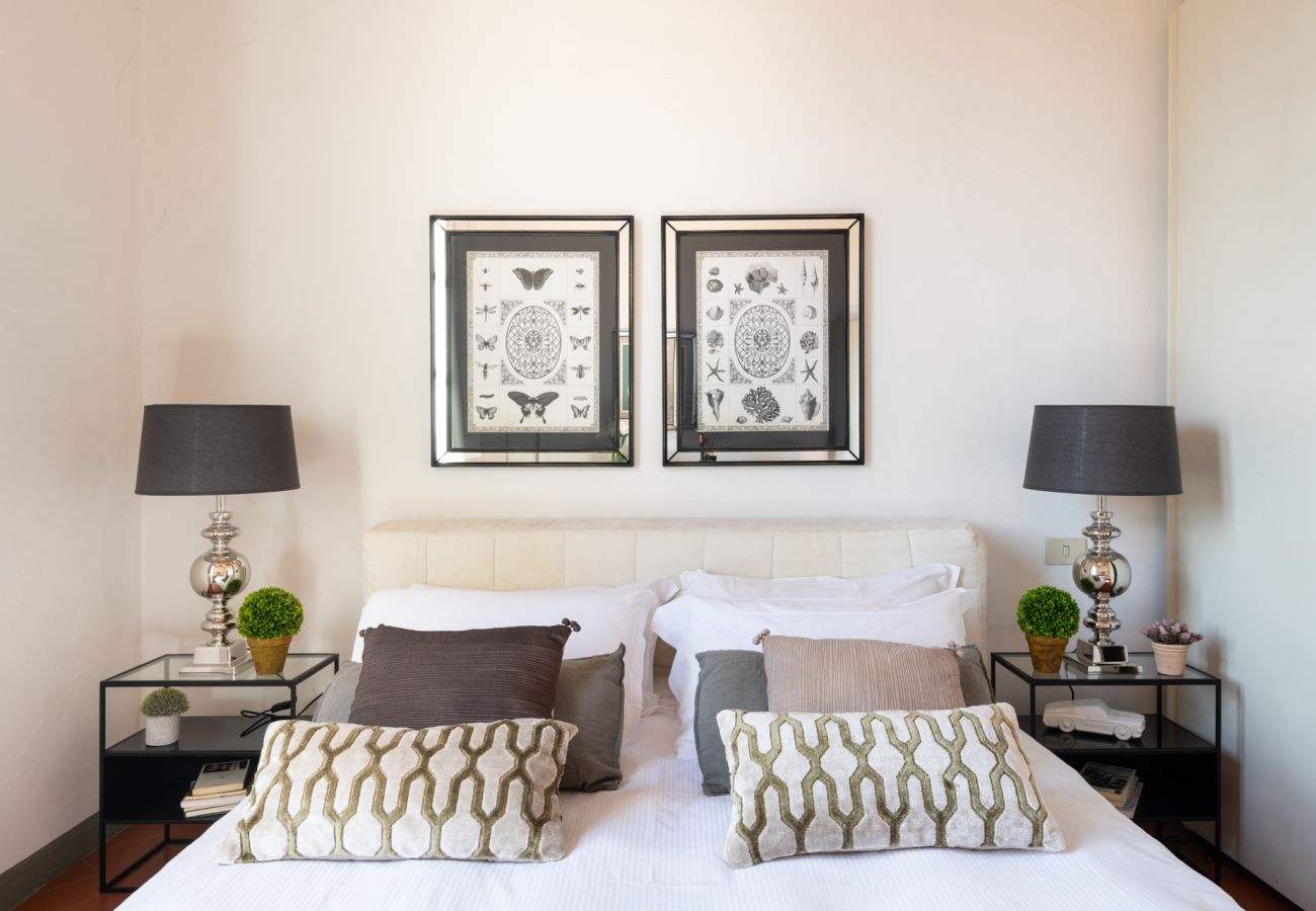 Appartement à Lucques - Modern Panoramic Penthouse with Elevator inside the Walls of Lucca Appartement à Lucques - Modern Panoramic Penthouse with Elevator inside the Walls of Lucca