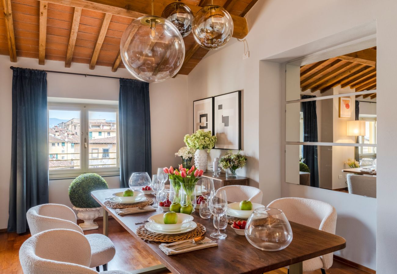 Appartement à Lucques - De Nobili Penthouse, Luxury Apartment with Elevator inside the Walls of Lucca Appartement à Lucques - De Nobili Penthouse, Luxury Apartment with Elevator inside the Walls of Lucca