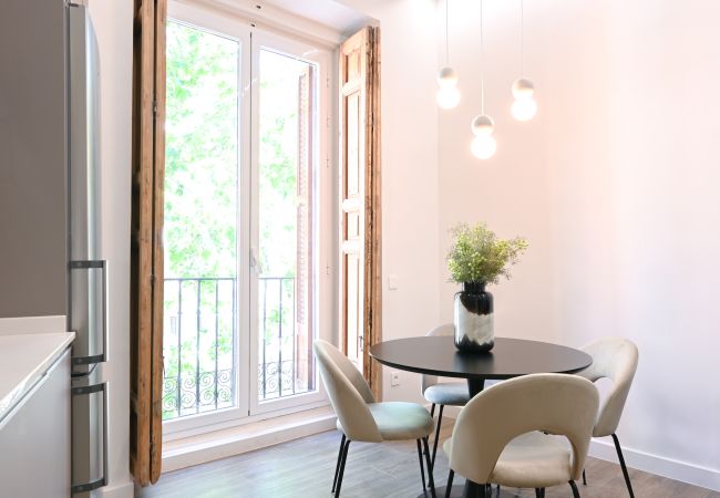 Studio à Madrid - Studio Duplex Central et Lumineux à Madrid  Studio à Madrid - Studio Duplex Central et Lumineux à Madrid