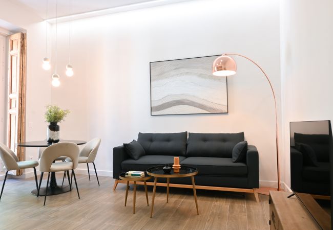 Studio à Madrid - Studio Duplex Central et Lumineux à Madrid  Studio à Madrid - Studio Duplex Central et Lumineux à Madrid