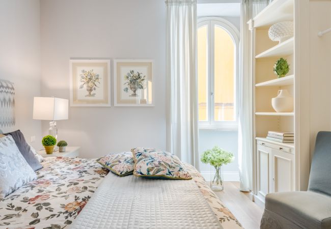 Appartement à Lucca - Luxurious Modern Apartment in the Heart of Historic Lucca Appartement à Lucca - Luxurious Modern Apartment in the Heart of Historic Lucca