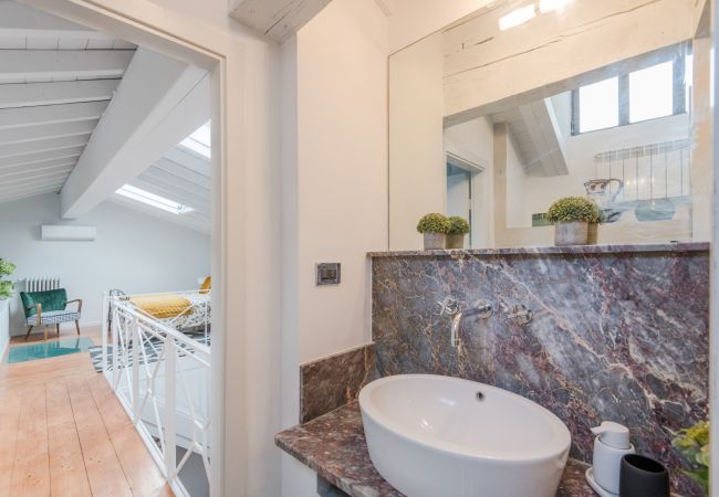 Appartement à Lucca - Luxury Rental Penthouse in the Heart of Lucca Appartement à Lucca - Luxury Rental Penthouse in the Heart of Lucca