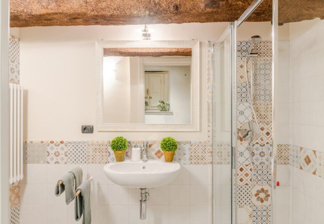 Appartement à Lucca - Smart 2 Bedrooms Apartment close to Bus Terminal Appartement à Lucca - Smart 2 Bedrooms Apartment close to Bus Terminal