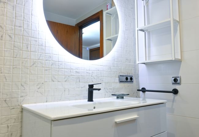 Appartement à Madrid - Maison confortable de 2 chambres à Chamberi Appartement à Madrid - Maison confortable de 2 chambres à Chamberi