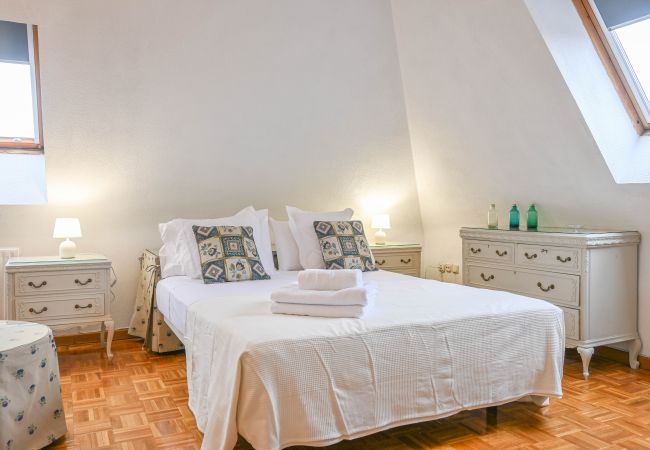 Appartement à Madrid - Penthouse en Duplex avec Vues Spectaculaires sur le Parc de Tetuán Appartement à Madrid - Penthouse en Duplex avec Vues Spectaculaires sur le Parc de Tetuán