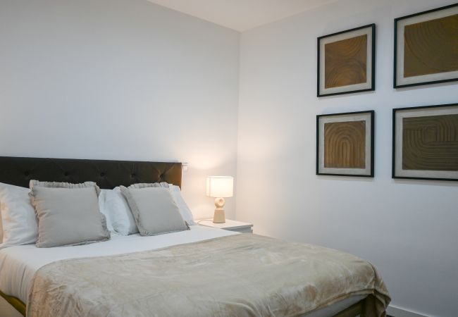 Appartement à Madrid -  Appartement spacieux avec balcon sur la Calle Santa Engracia, Chamberí Appartement à Madrid -  Appartement spacieux avec balcon sur la Calle Santa Engracia, Chamberí