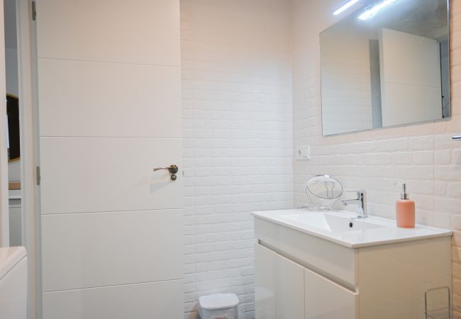 Appartement à Madrid -  Appartement spacieux avec balcon sur la Calle Santa Engracia, Chamberí Appartement à Madrid -  Appartement spacieux avec balcon sur la Calle Santa Engracia, Chamberí