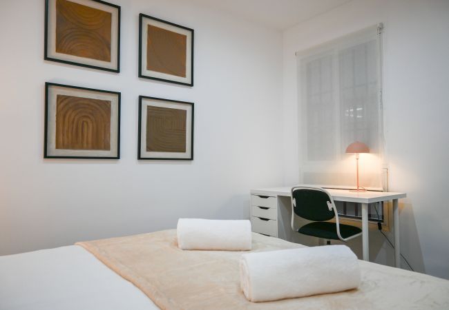 Appartement à Madrid -  Appartement spacieux avec balcon sur la Calle Santa Engracia, Chamberí Appartement à Madrid -  Appartement spacieux avec balcon sur la Calle Santa Engracia, Chamberí