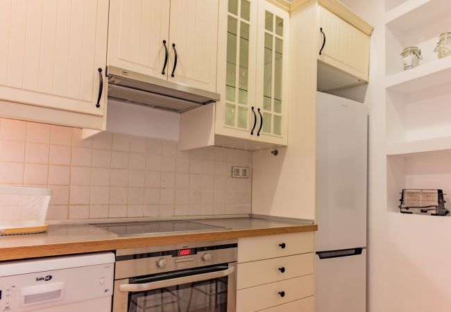 Appartement à Madrid - Appartement élégant et lumineux au coeur de Chamberí : Avec balcons et grands espaces Appartement à Madrid - Appartement élégant et lumineux au coeur de Chamberí : Avec balcons et grands espaces