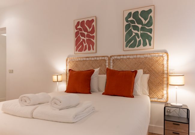 Appartement à Madrid - Appartement élégant et lumineux au coeur de Chamberí : Avec balcons et grands espaces Appartement à Madrid - Appartement élégant et lumineux au coeur de Chamberí : Avec balcons et grands espaces