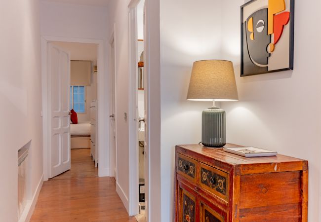 Appartement à Madrid - Appartement élégant et lumineux au coeur de Chamberí : Avec balcons et grands espaces Appartement à Madrid - Appartement élégant et lumineux au coeur de Chamberí : Avec balcons et grands espaces