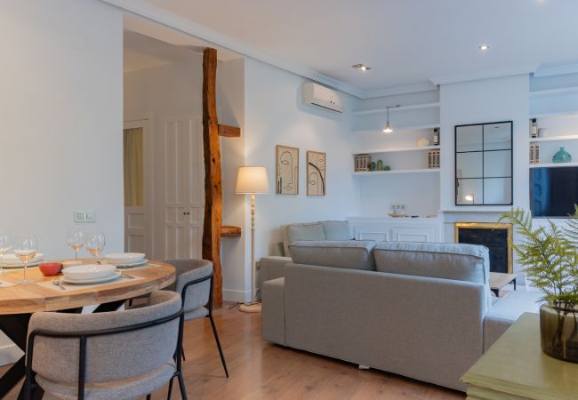 Appartement à Madrid - Appartement élégant et lumineux au coeur de Chamberí : Avec balcons et grands espaces Appartement à Madrid - Appartement élégant et lumineux au coeur de Chamberí : Avec balcons et grands espaces