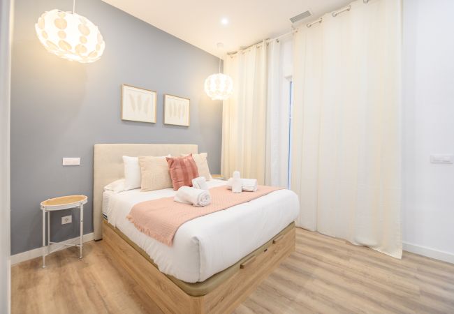 Appartement à Madrid - Confort et style urbain : votre appartement idéal avec 3 chambres  Appartement à Madrid - Confort et style urbain : votre appartement idéal avec 3 chambres