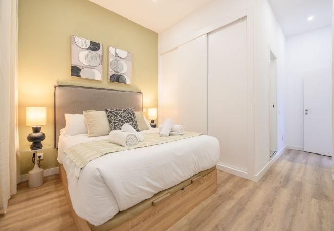 Appartement à Madrid - Confort et style urbain : votre appartement idéal avec 3 chambres  Appartement à Madrid - Confort et style urbain : votre appartement idéal avec 3 chambres